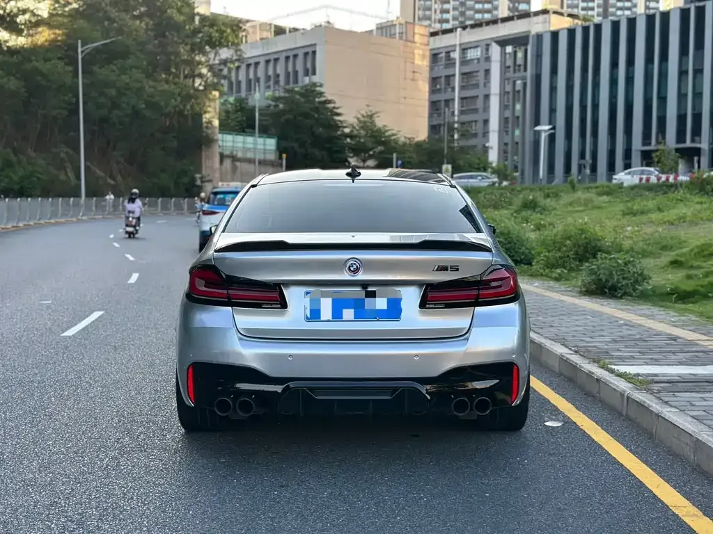 BMW M5 2023 из CN, фото 5