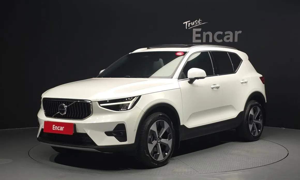 Volvo XC40 2023 из KR, фото 1