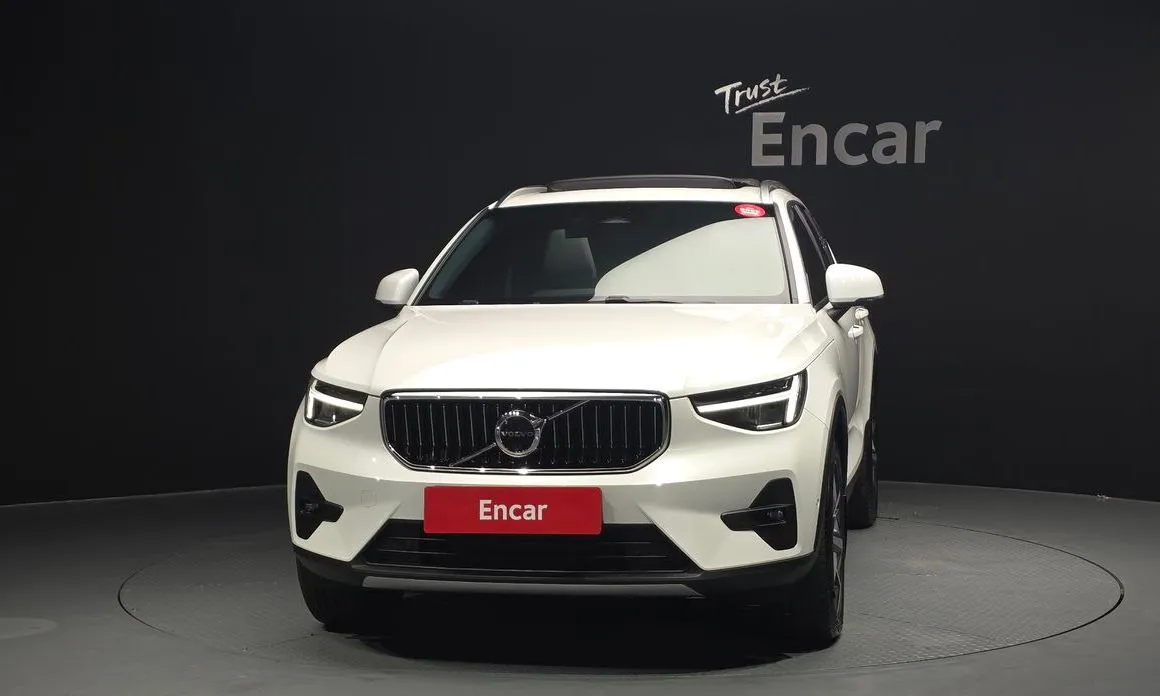 Volvo XC40 2023 из KR, фото 4