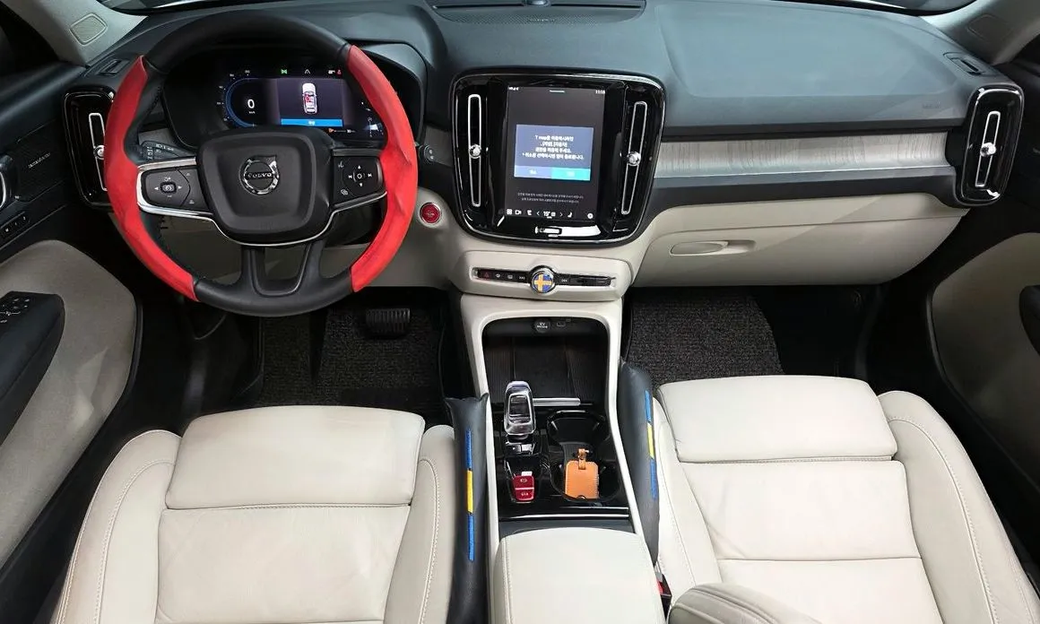 Volvo XC40 2023 из KR, фото 10