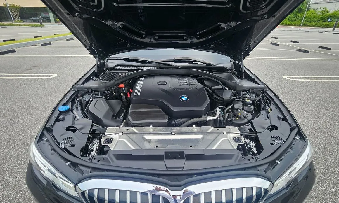 BMW 3-Series 2022 из KR, фото 7
