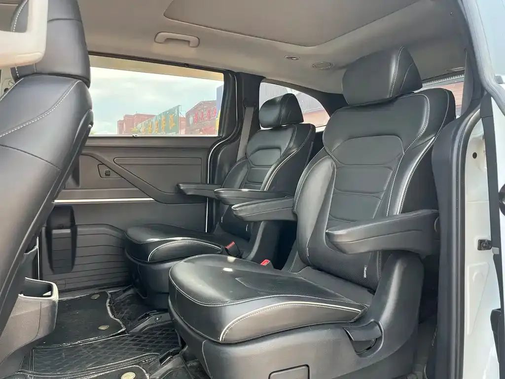 Hyundai Custo 2023 из CN, фото 2