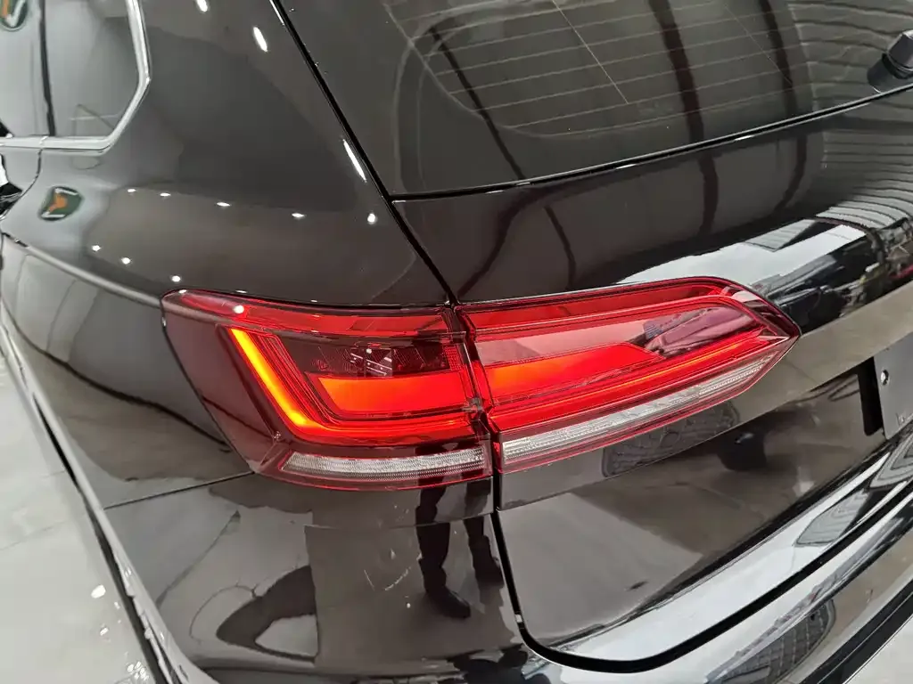 Volkswagen Touareg 2024 из CN, фото 9