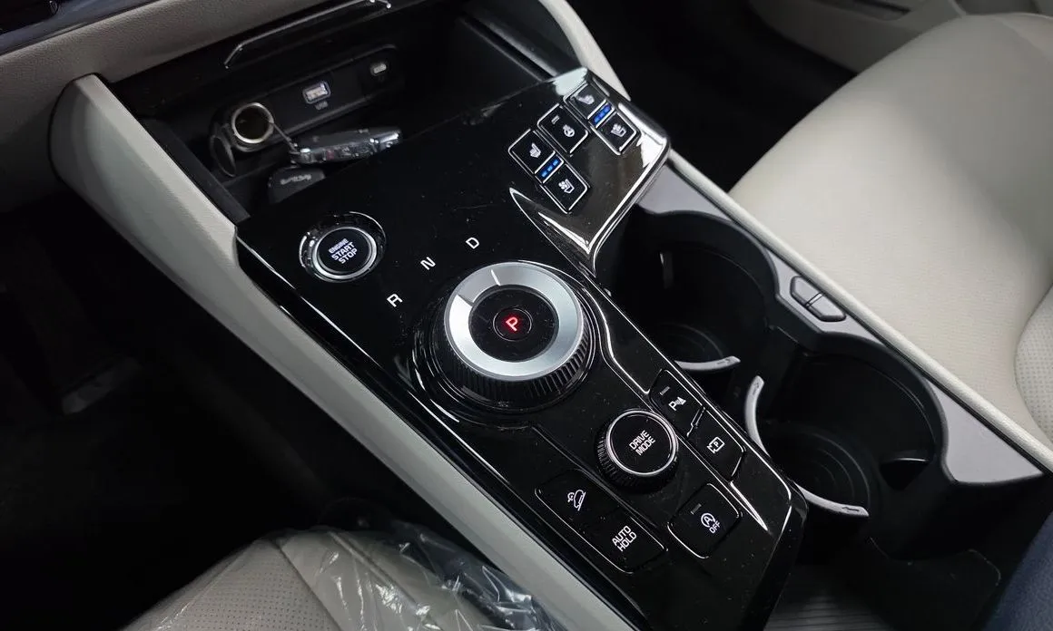 Kia Sportage — фото 8