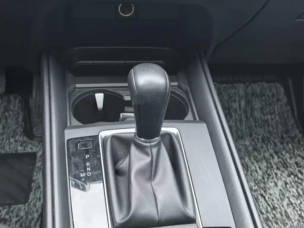 Mazda CX-50 2023 из CN, фото 4