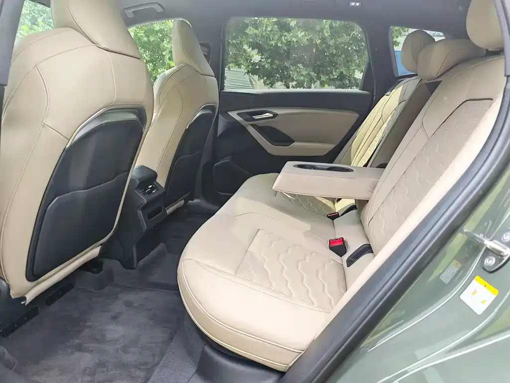 Audi Q6L e-tron 2025 из CN, фото 3