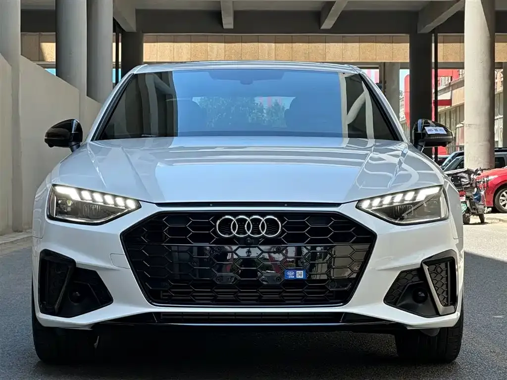 Audi A4L — фото 6
