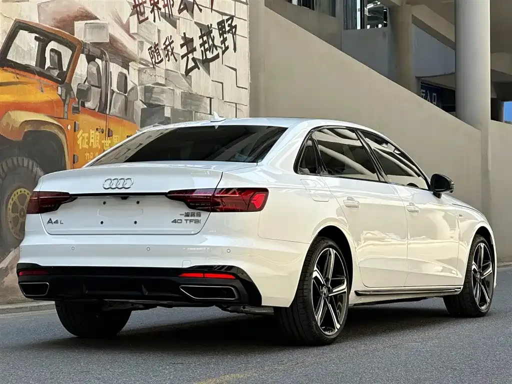 Audi A4L — фото 4