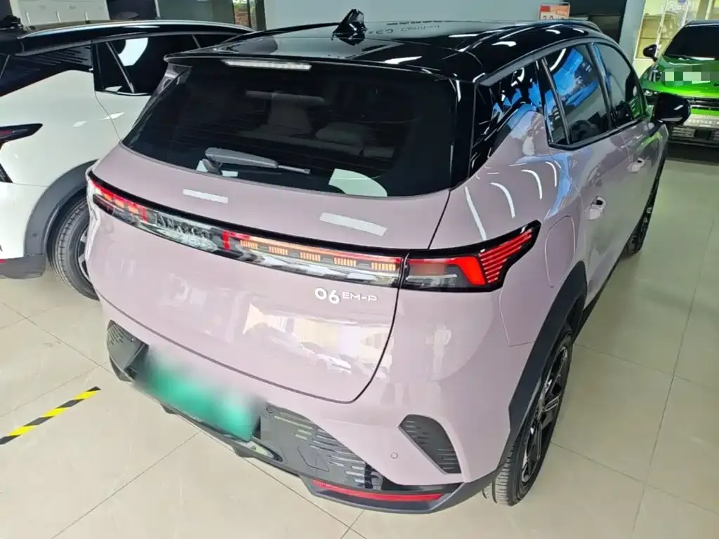 Lynk & Co 06 EM-P 2024 из CN, фото 4