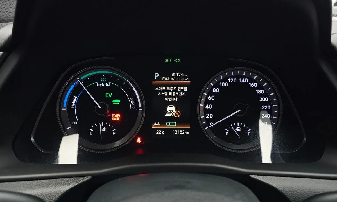 Hyundai Sonata 2022 из KR, фото 5