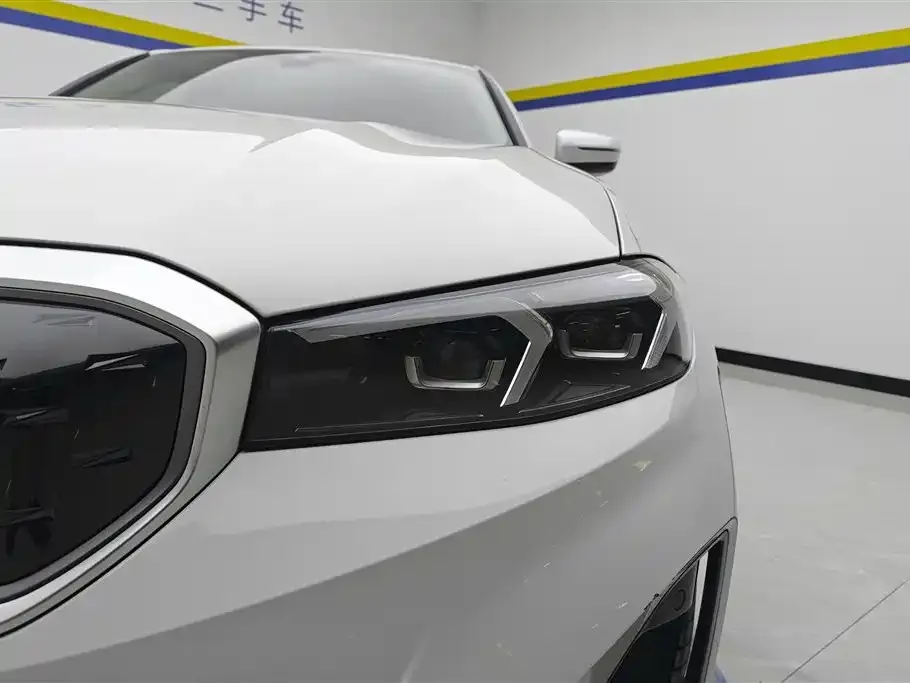 BMW i3 — фото 10