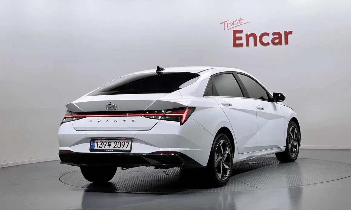 Hyundai AVANTE — фото 5