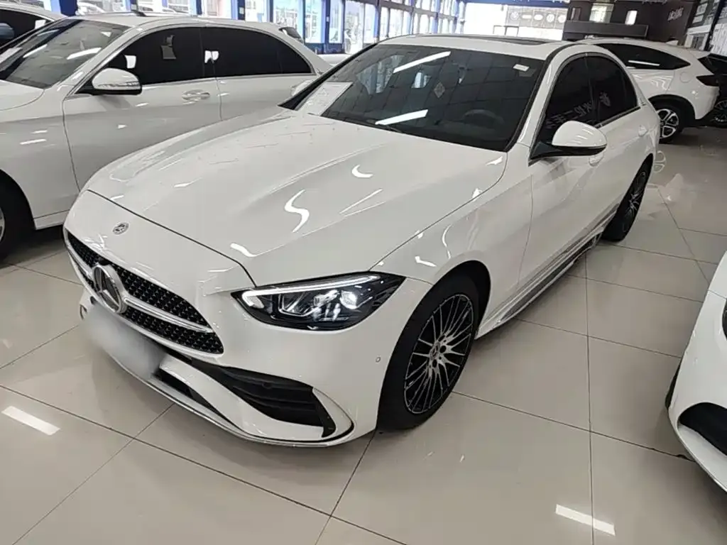 Mercedes-Benz C-Class — фото 1