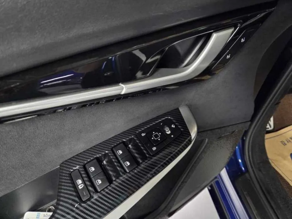Kia EV6 2023 из KR, фото 10