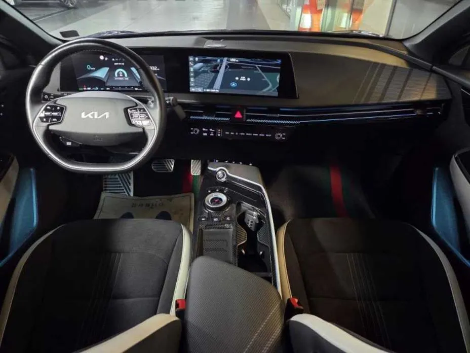 Kia EV6 2023 из KR, фото 6