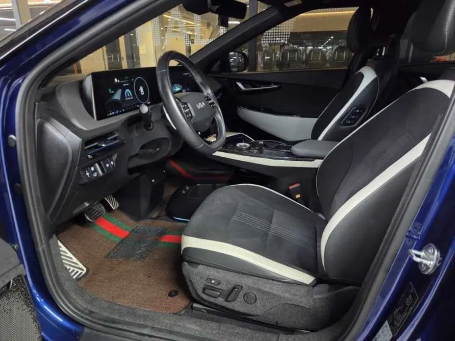 Kia EV6 2023 из KR, фото 5