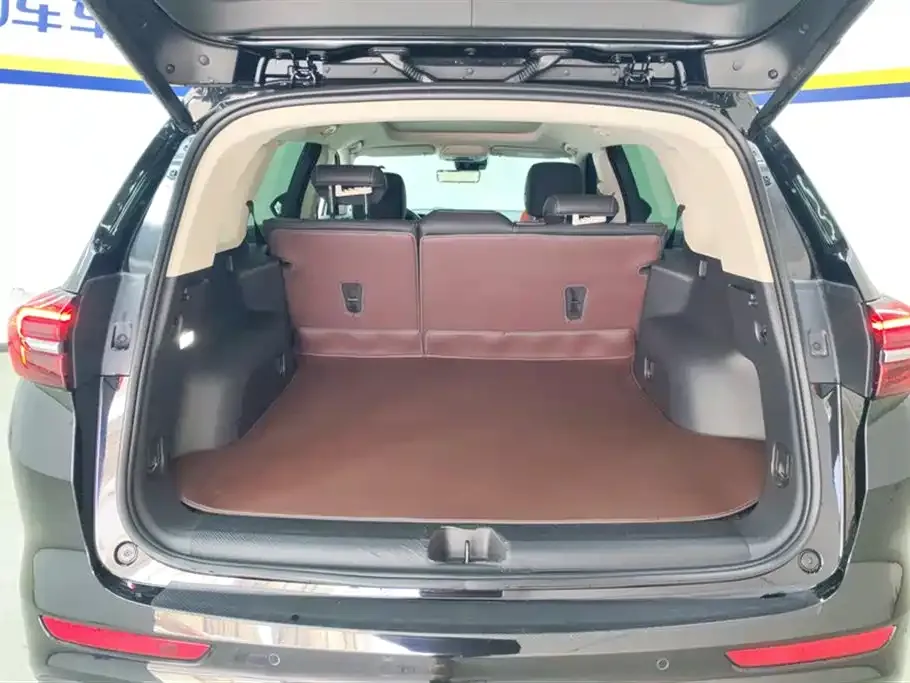 Buick Envision Plus — фото 8