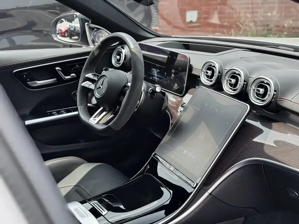 Mercedes-Benz C-Class AMG New Energy 2025 из CN, фото 6