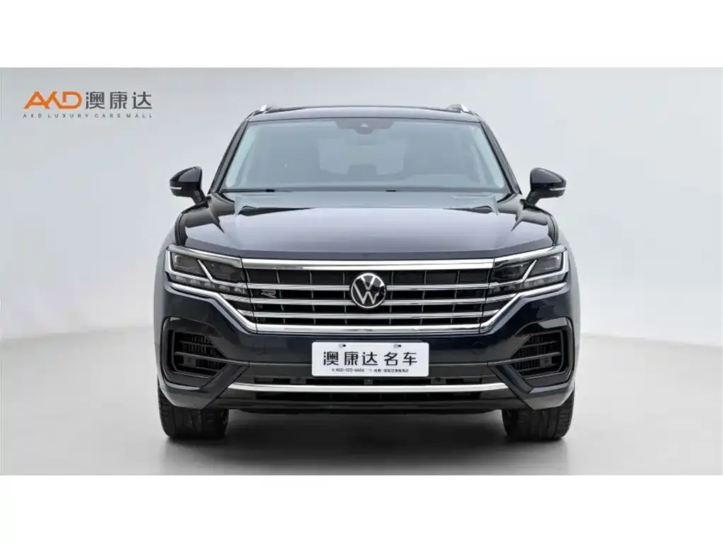 Volkswagen Touareg — фото 7