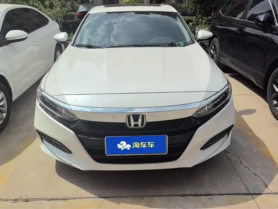 Honda Accord — фото 4