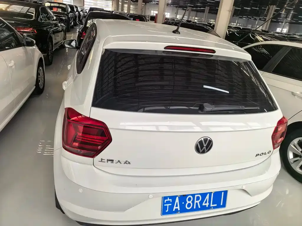 Volkswagen Polo 2023 из CN, фото 4
