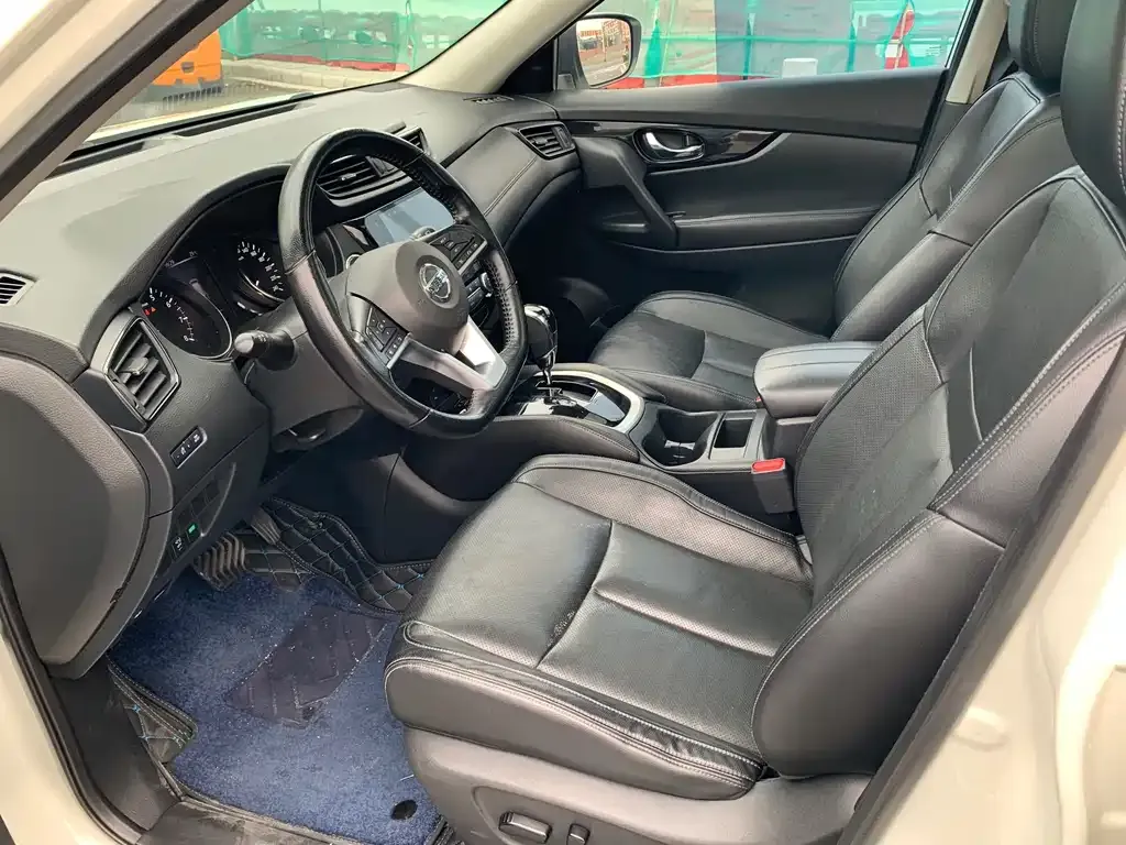 Nissan X-Trail 2021 из CN, фото 4