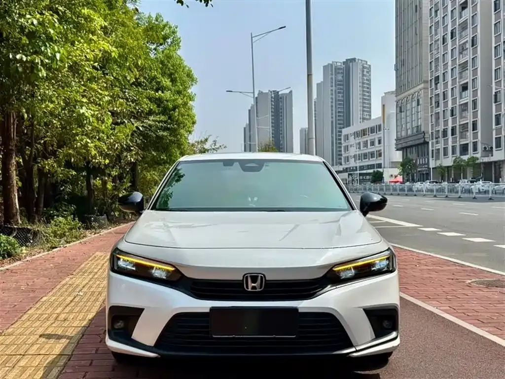 Honda Civic — фото 7