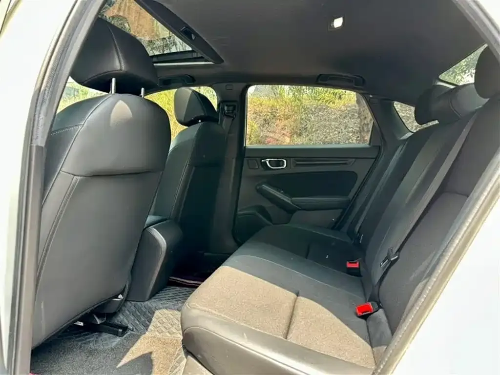 Honda Civic — фото 9