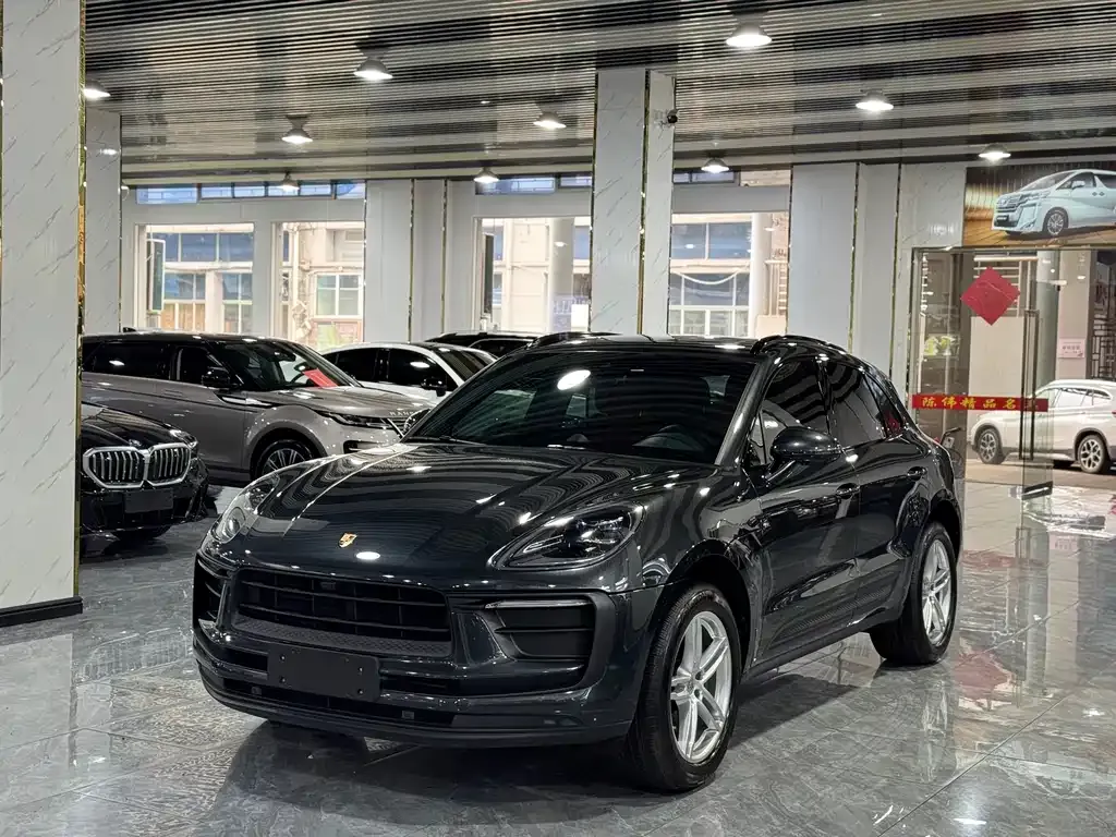 Porsche Macan — фото 1