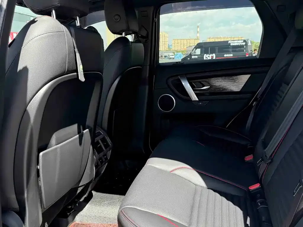 Land Rover Discovery Sport — фото 3