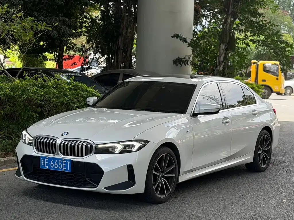 BMW 3 Series — фото 1