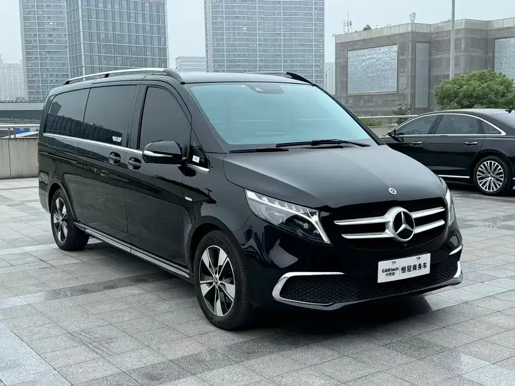 Mercedes-Benz V-Class — фото 8