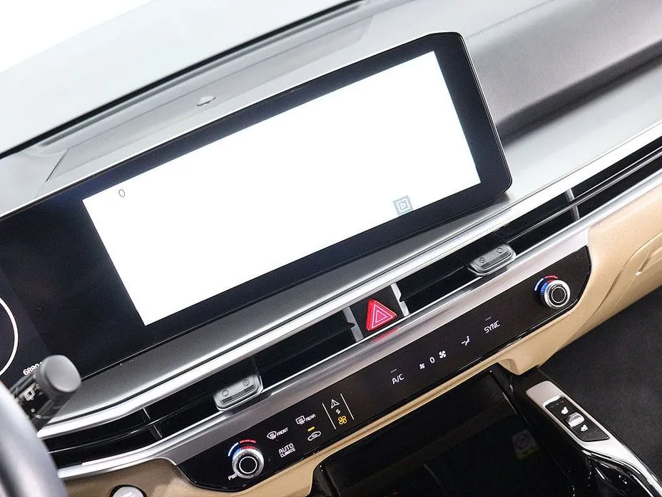Kia Sorento — фото 6
