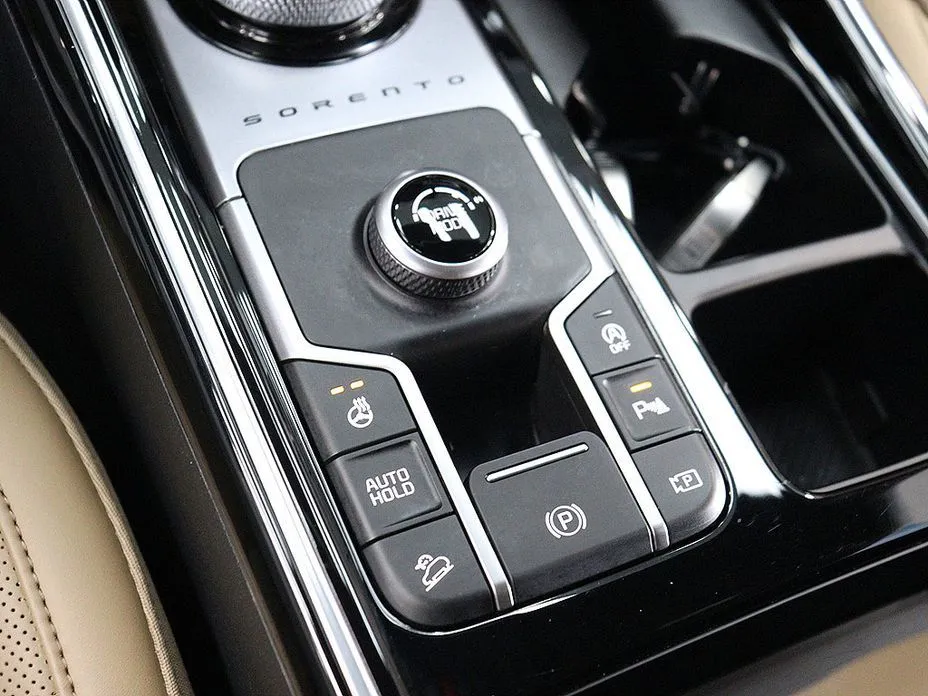 Kia Sorento — фото 9