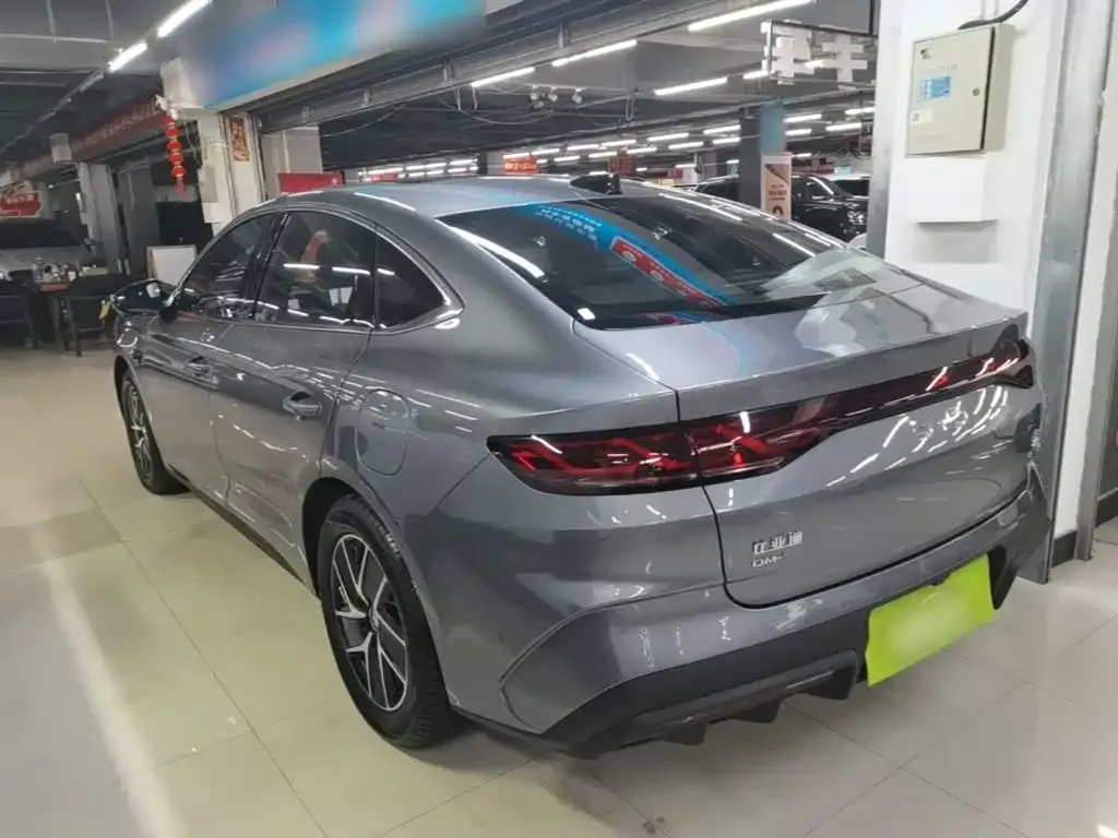 BYD Qin L — фото 8