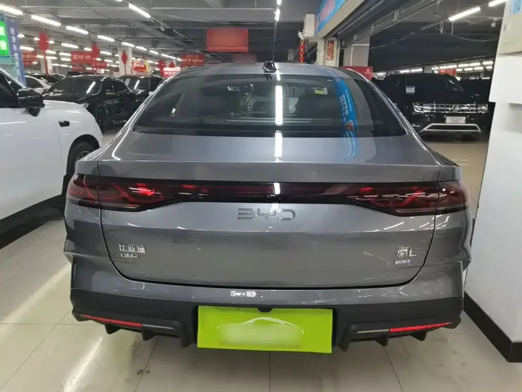 BYD Qin L — фото 10