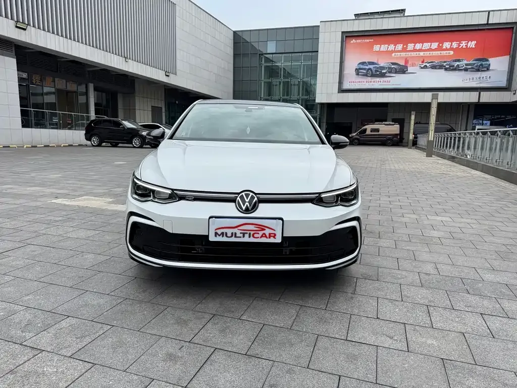 Volkswagen Golf — фото 3