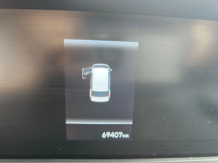 Hyundai Staria 2023 из KR, фото 2