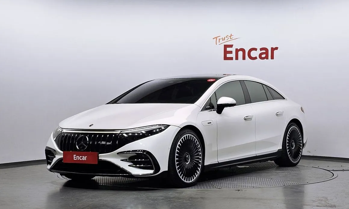 Mercedes-Benz EQS