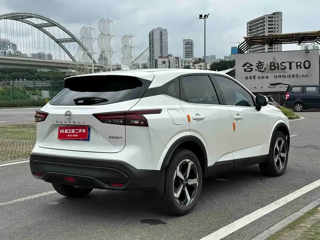 Nissan Qashqai — фото 3