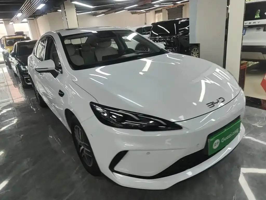 BYD Seal 05 DM-i — фото 5