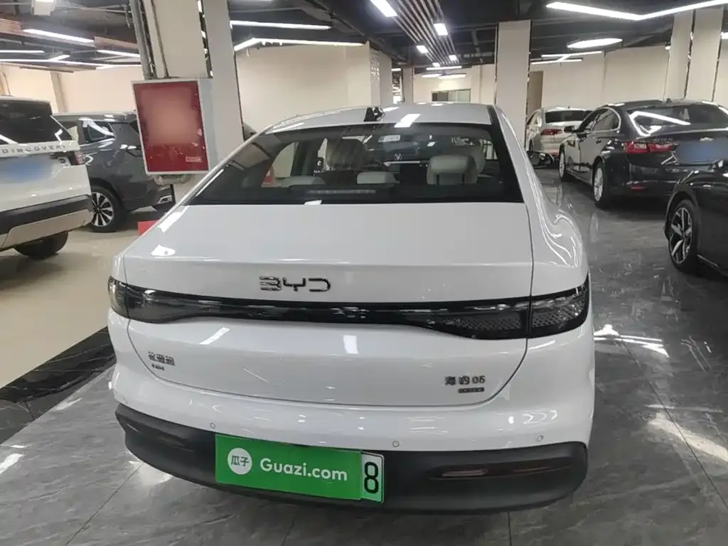 BYD Seal 05 DM-i — фото 6