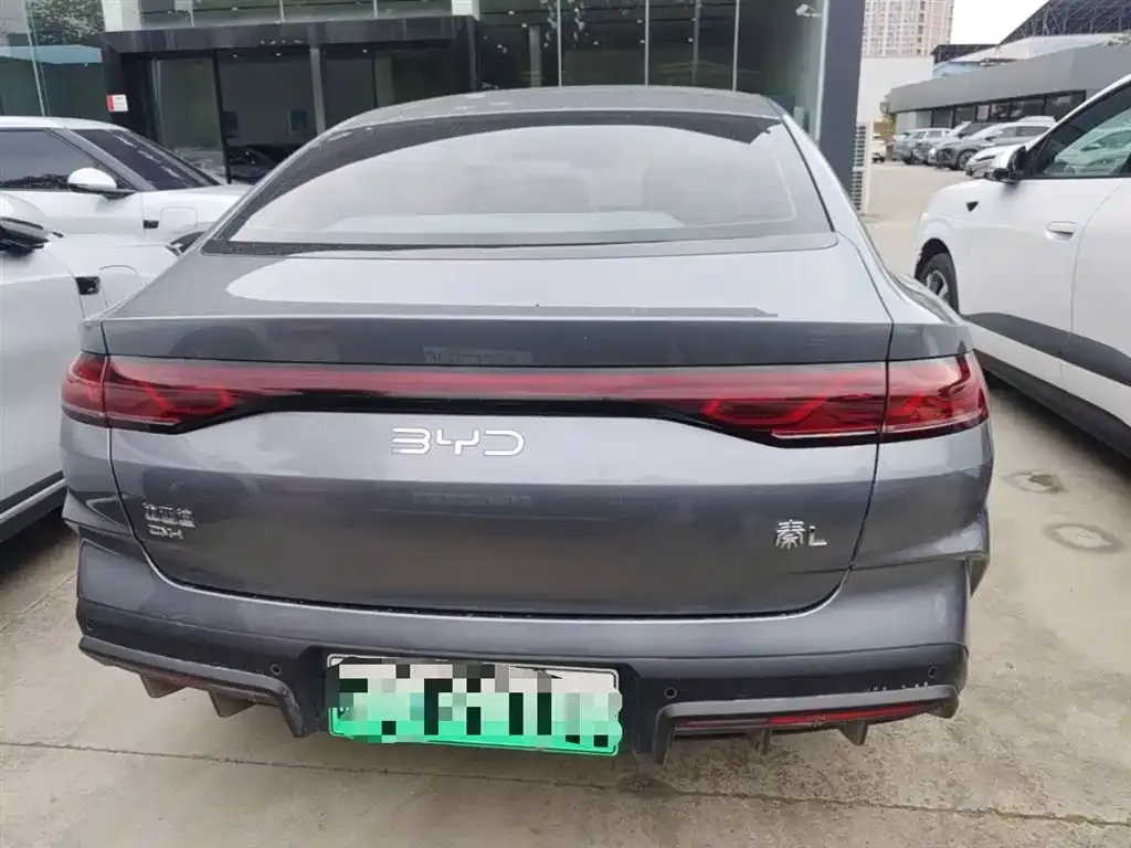 BYD Qin L — фото 6
