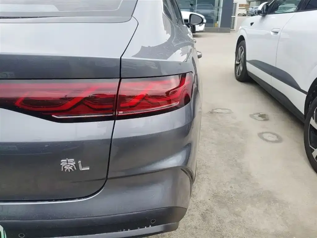 BYD Qin L — фото 8