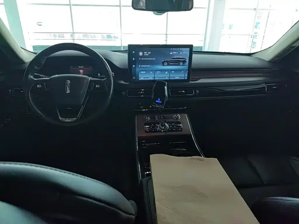 Lincoln Aviator 2021 из CN, фото 4