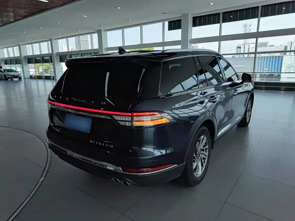 Lincoln Aviator 2021 из CN, фото 5