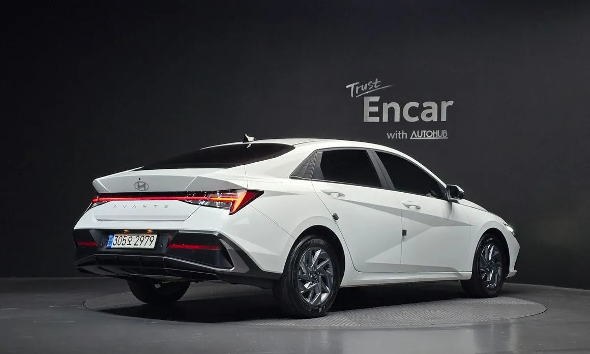 Hyundai AVANTE 2024 из KR, фото 2