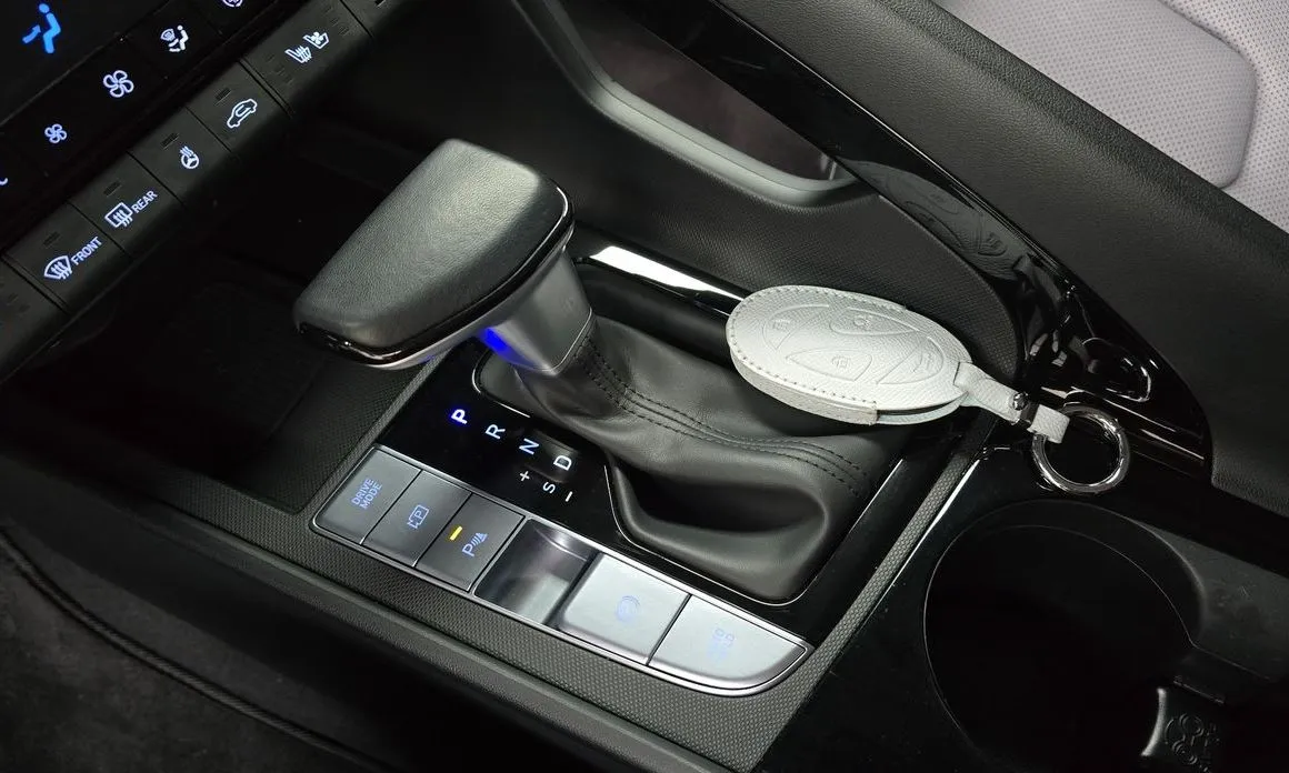 Hyundai AVANTE 2024 из KR, фото 9