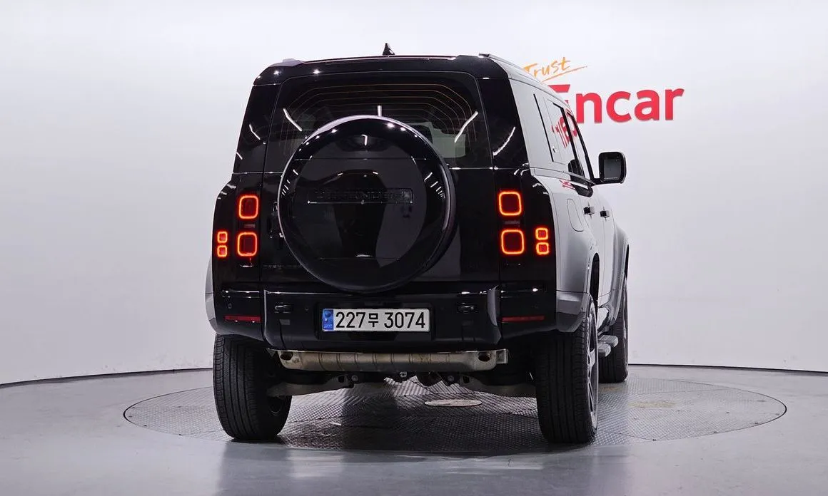 Land Rover Defender 2024 из KR, фото 2
