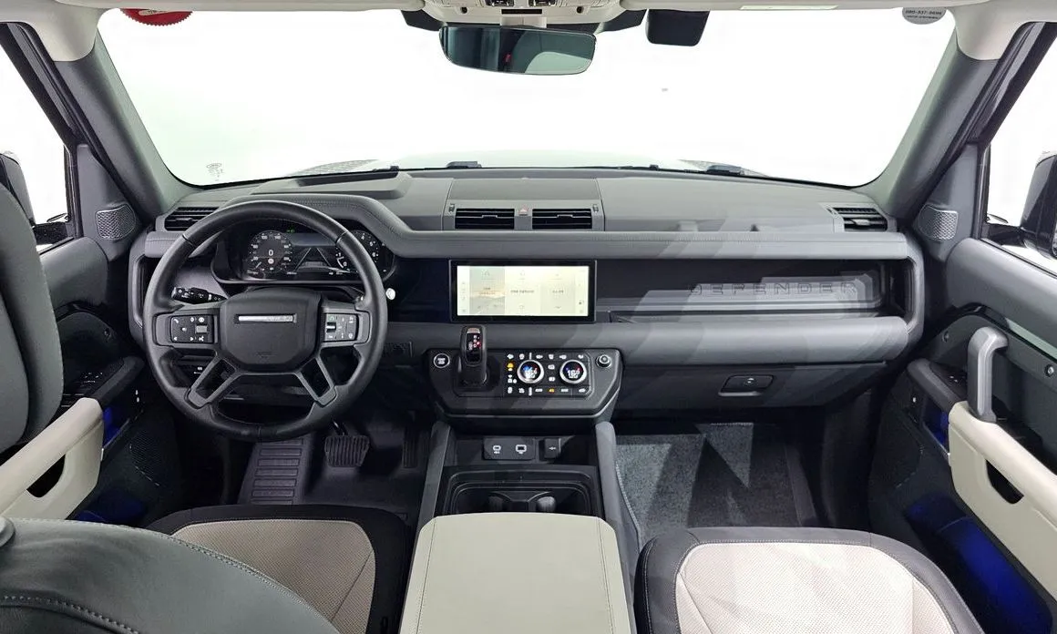 Land Rover Defender 2024 из KR, фото 10